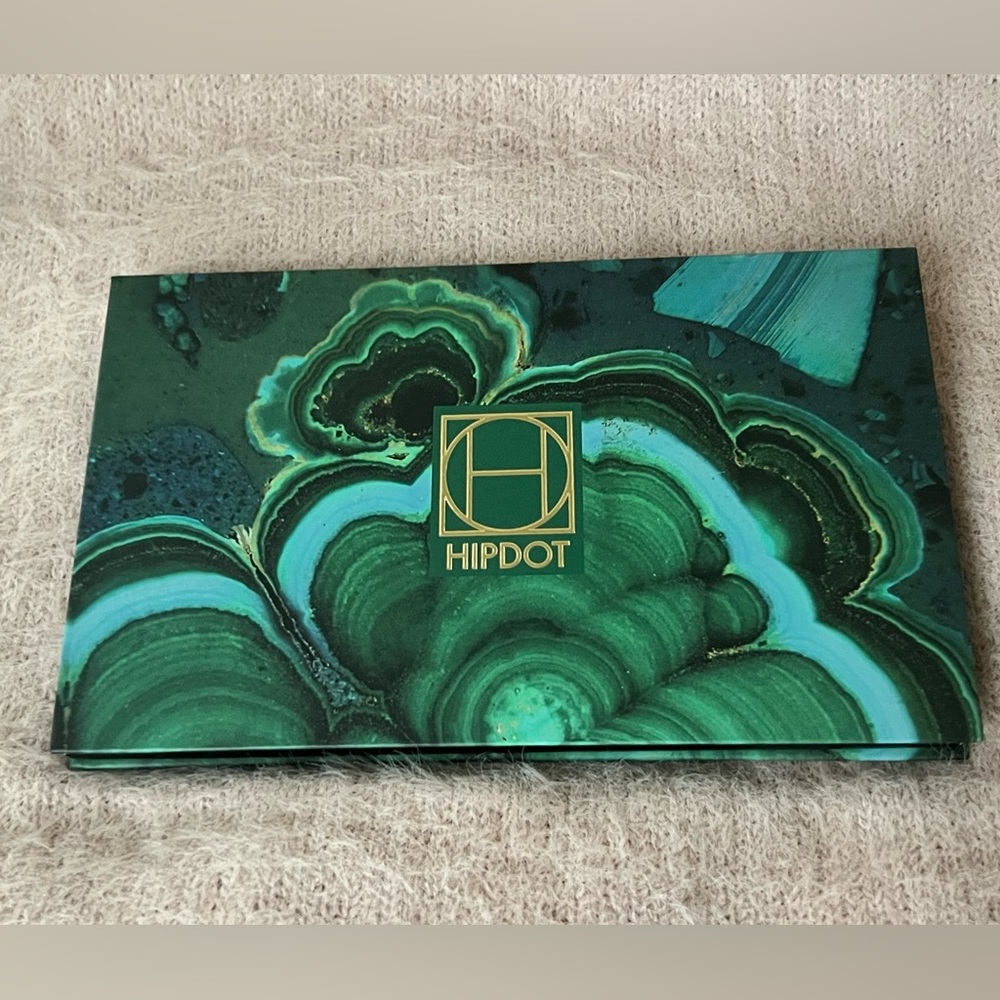 Hipdot Cenote Pressed Eyeshadow Palette